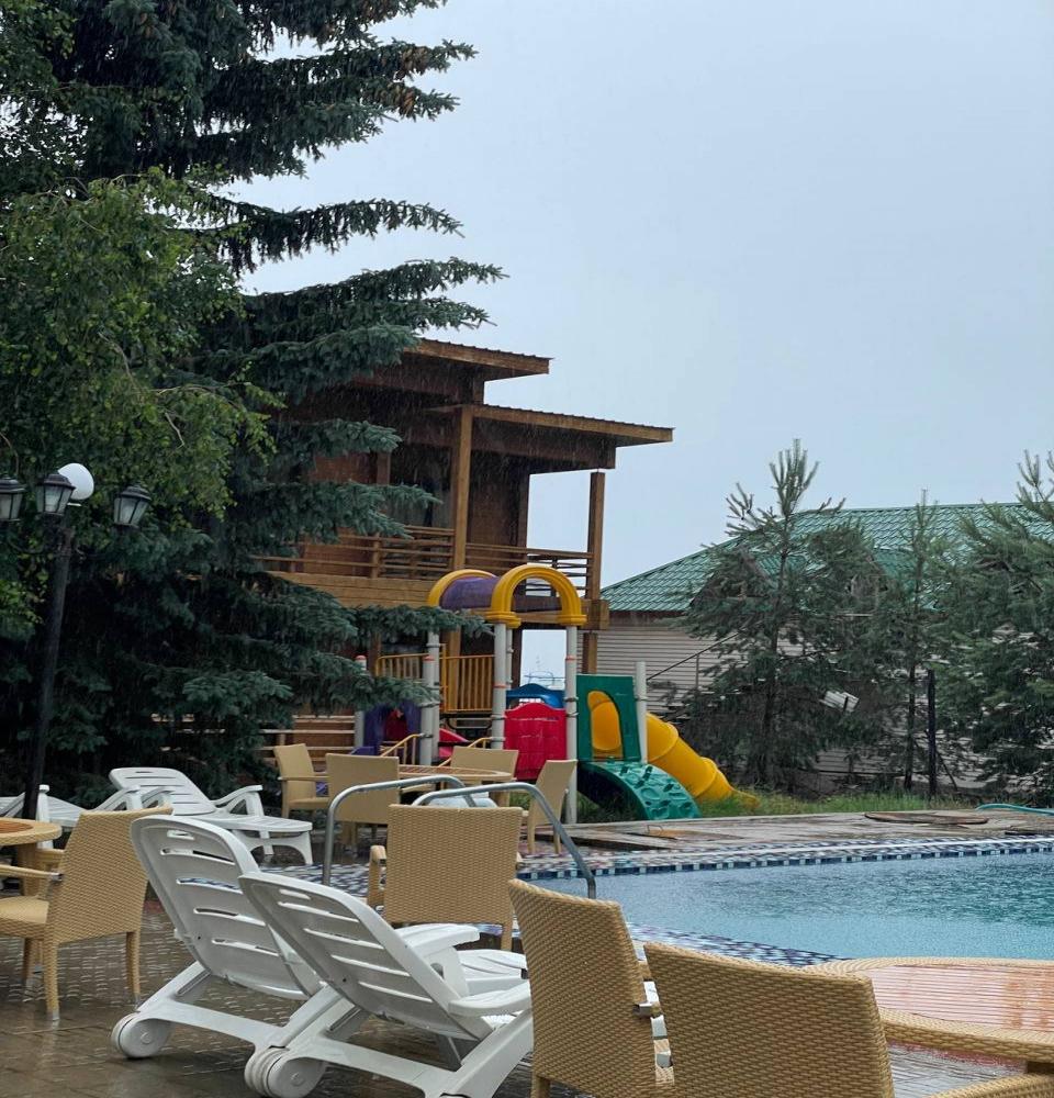 Дельфин Де Люкс