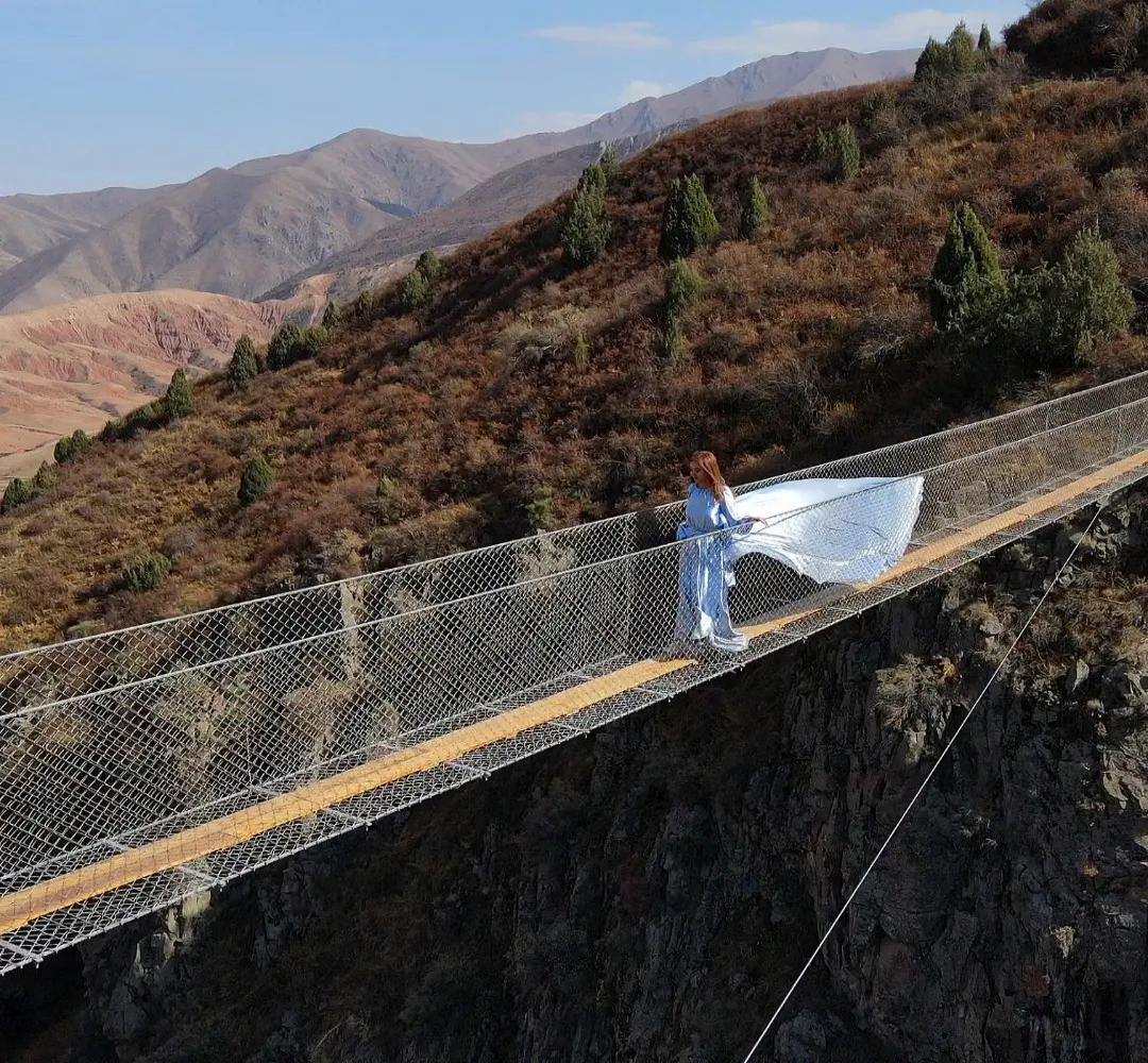 Небесный мост + водопад